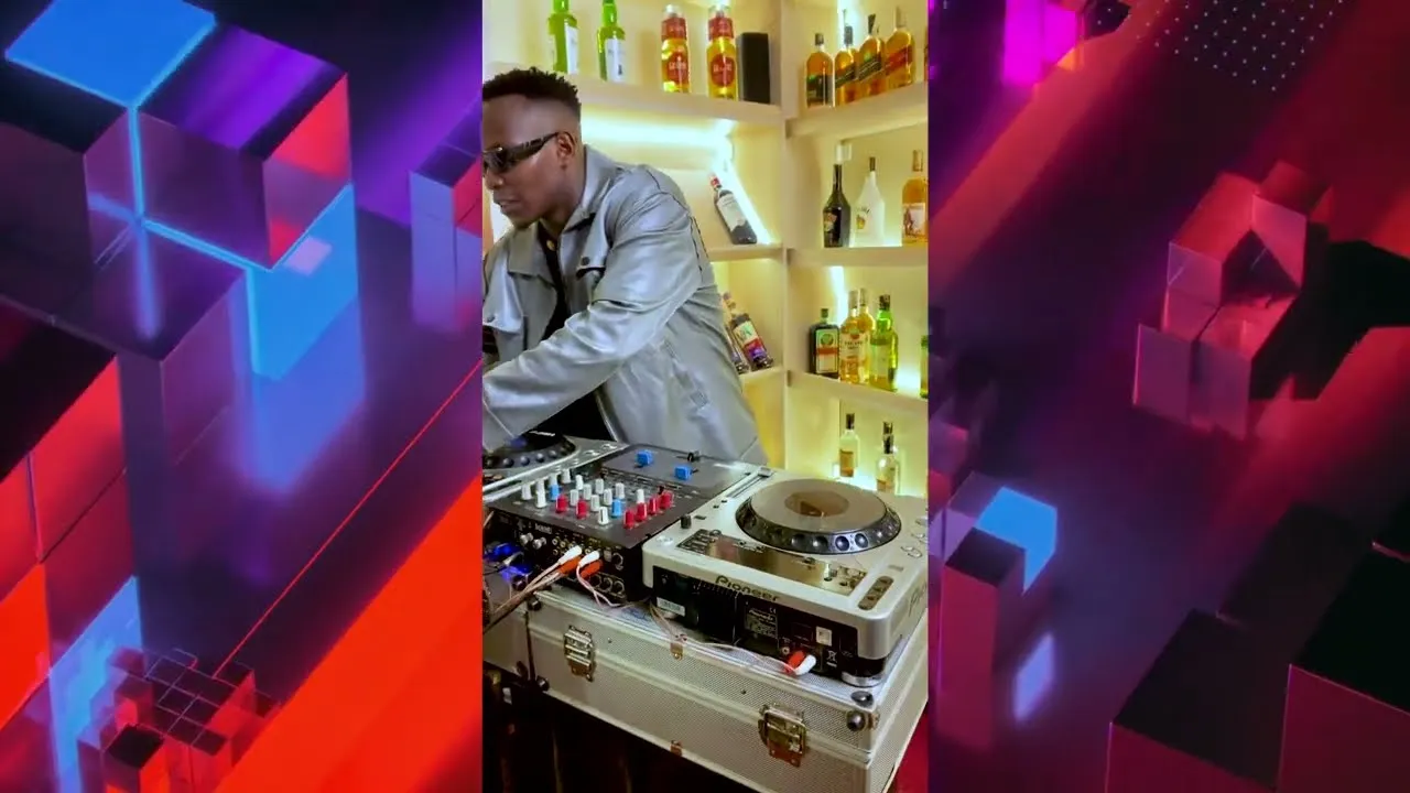 The Hype Side - Soulful Amapiano - DJ Nast africano  #amapaino #valentinesday