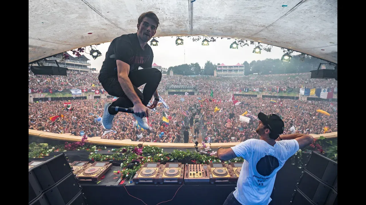 Tomorrowland Belgium 2016 | The Chainsmokers