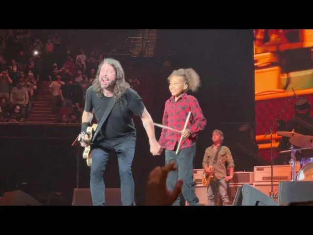 Foo Fighters "Everlong" w/ 11-Year-Old Nandi Bushell, The Forum, Los Angeles, 8.26.21